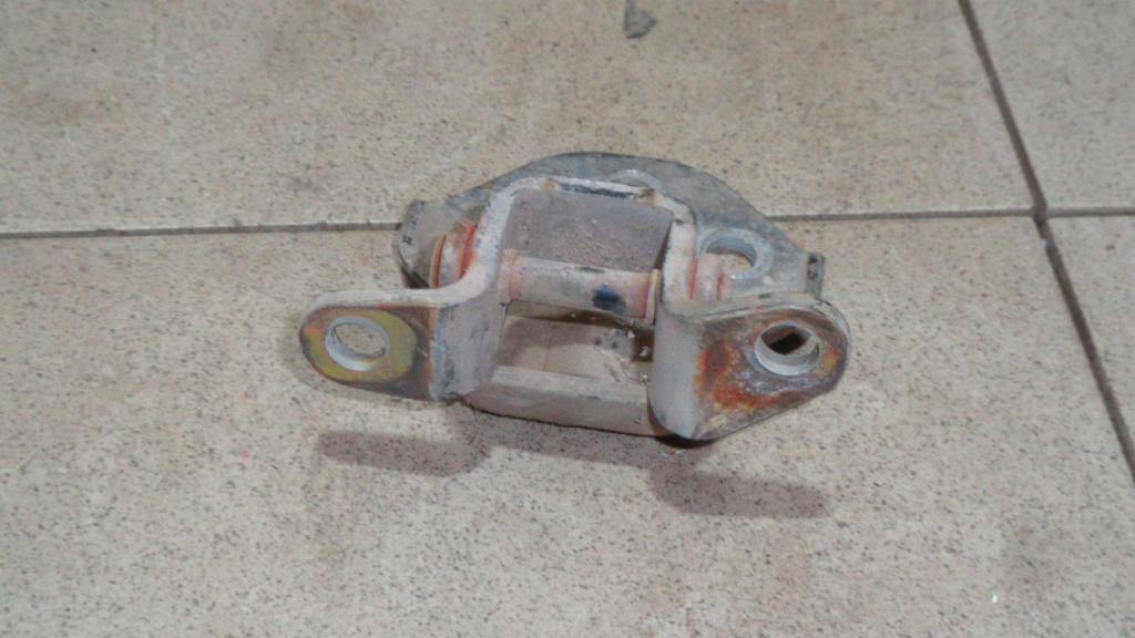 Петля двери задней левой нижняя, 500 рублей, Пермь