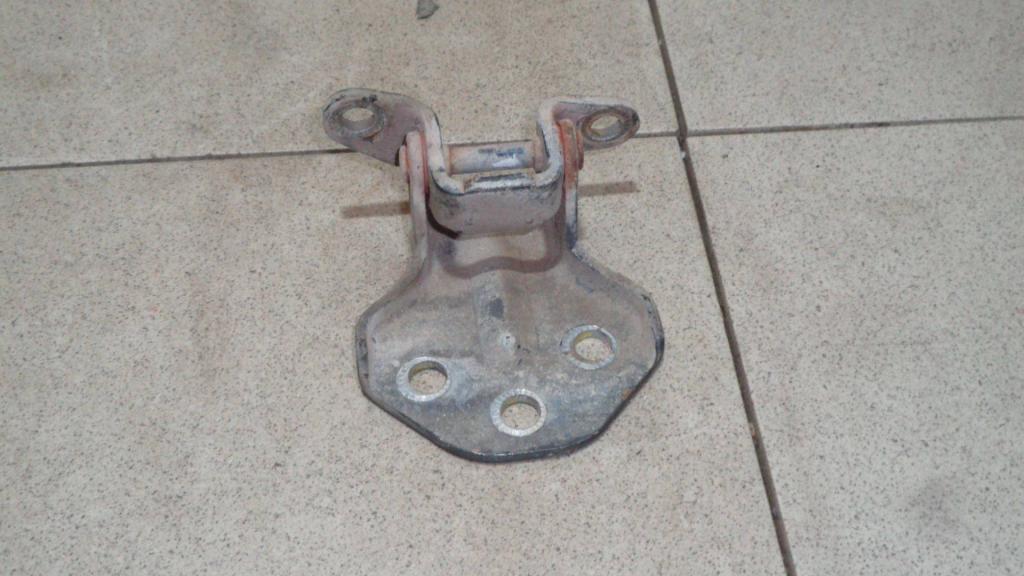 Петля двери задней левой нижняя, 500 рублей, Пермь