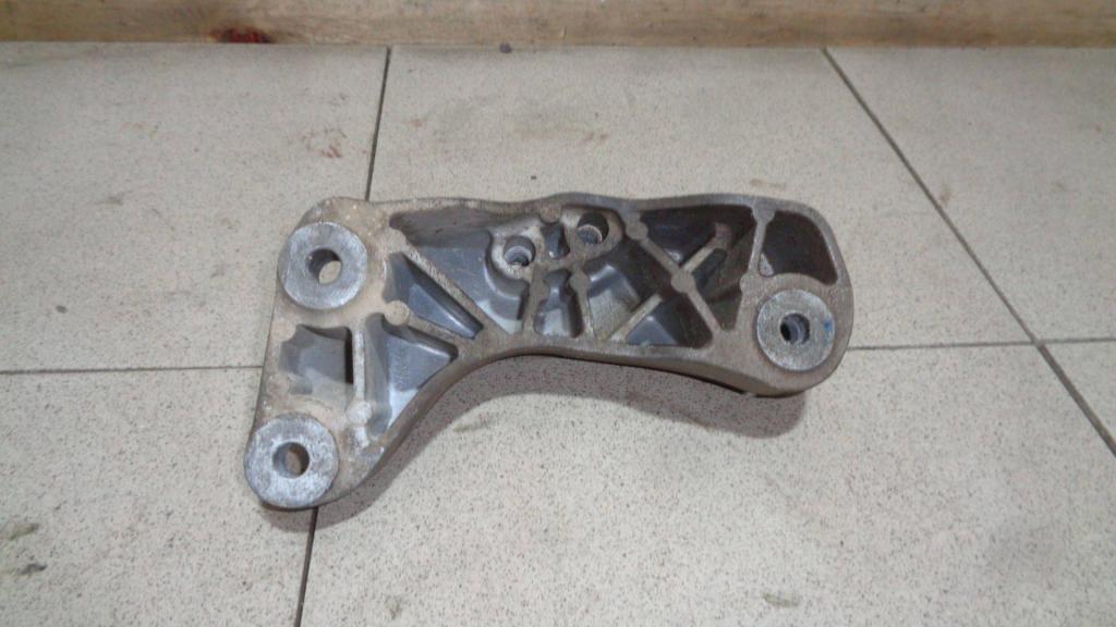 Кронштейн КПП левый, 500 рублей, Пермь