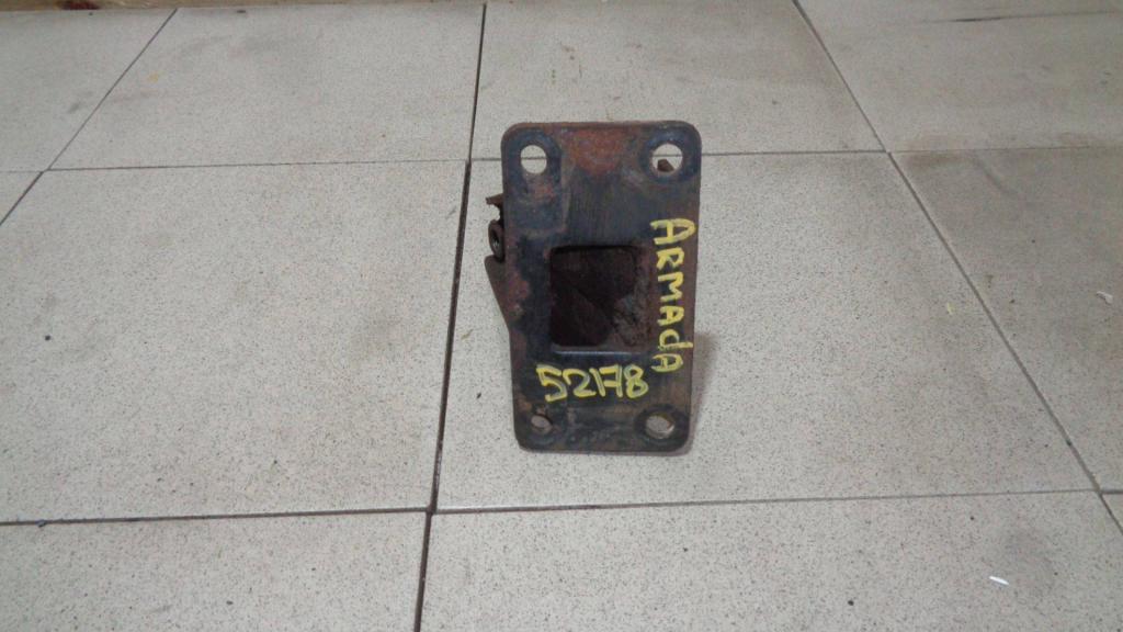 Кронштейн двигателя правый, 1000 рублей, Пермь