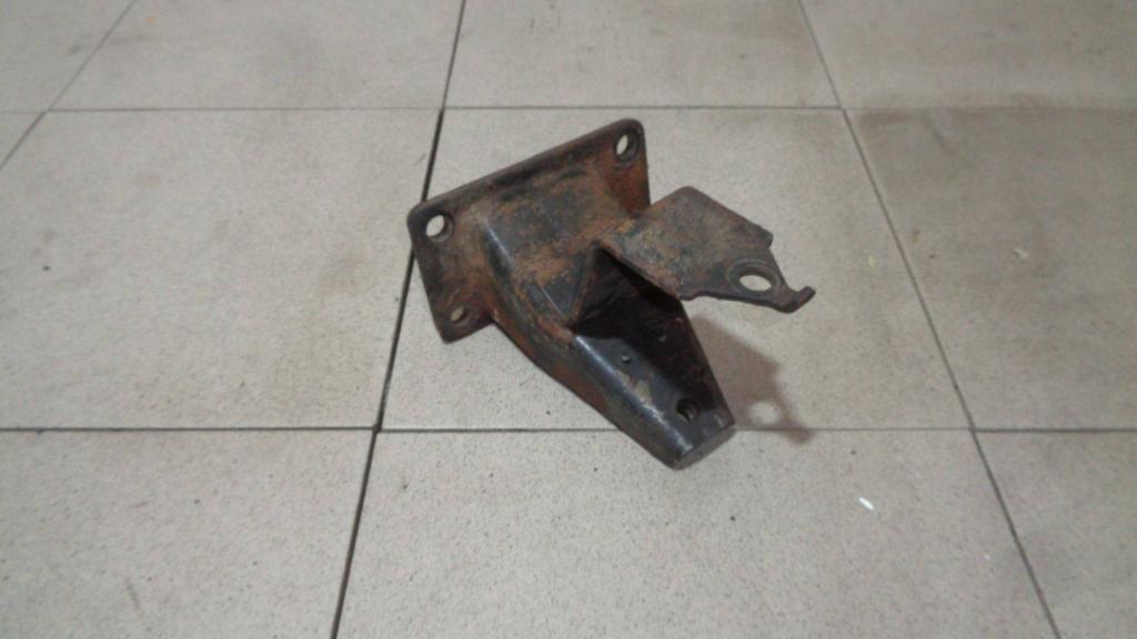 Кронштейн двигателя правый, 1000 рублей, Пермь