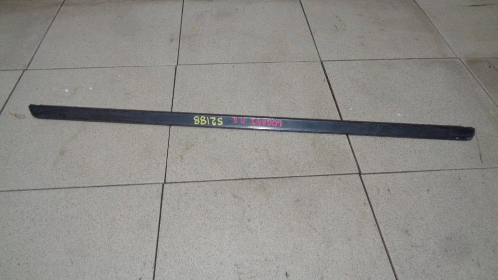 Накладка стекла переднего правого, 800 рублей, Пермь