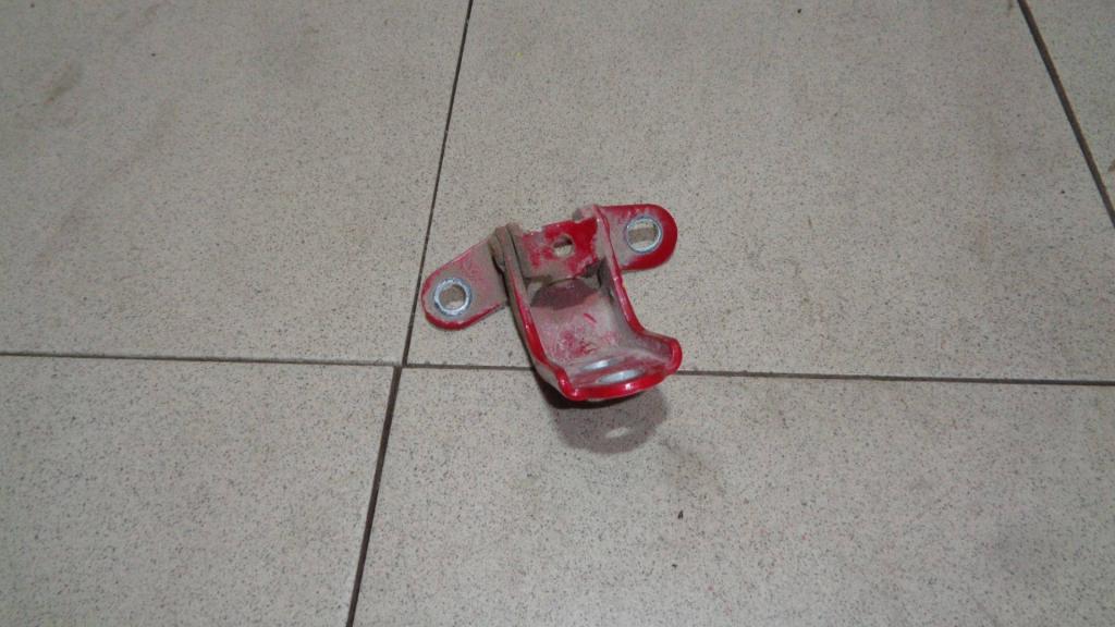 Петля двери задней правой нижняя, 500 рублей, Пермь