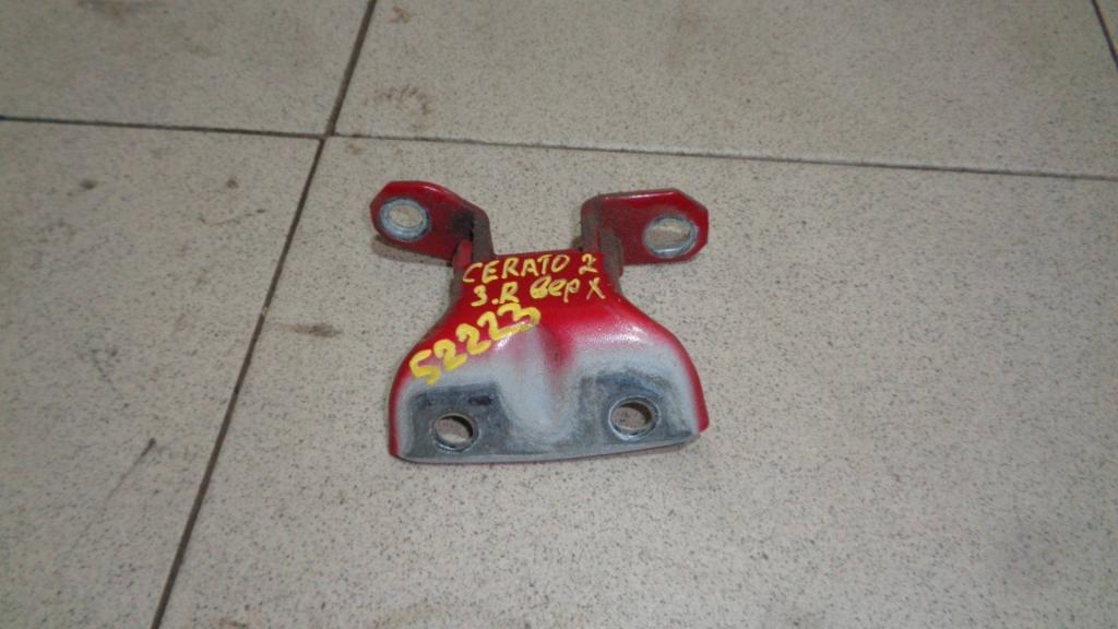 Петля двери задней правой верхняя, 500 рублей, Пермь