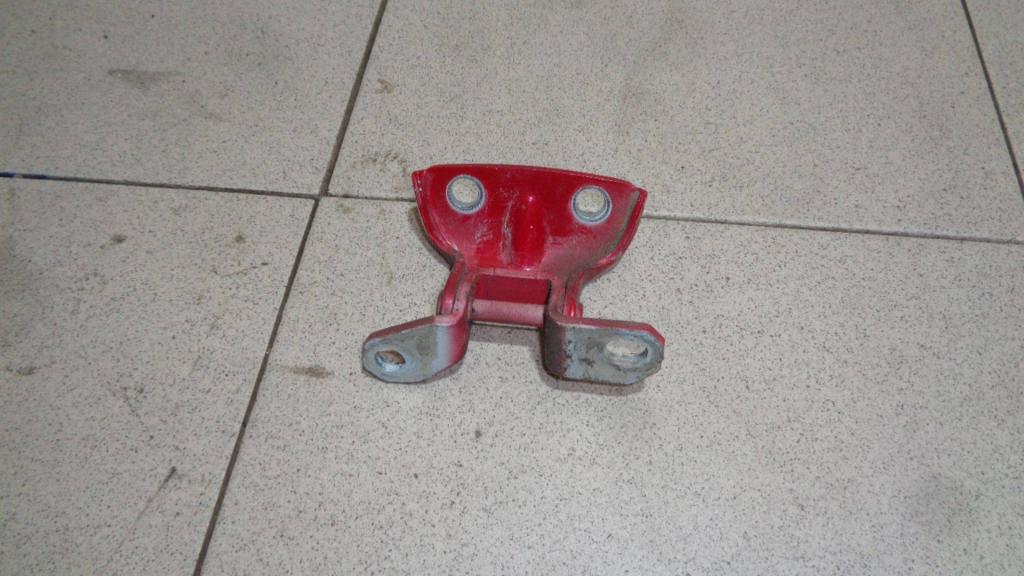 Петля двери задней правой верхняя, 500 рублей, Пермь