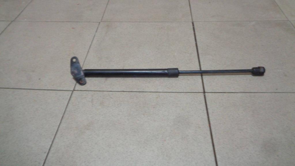 Амортизатор двери багажника, 500 рублей, Пермь