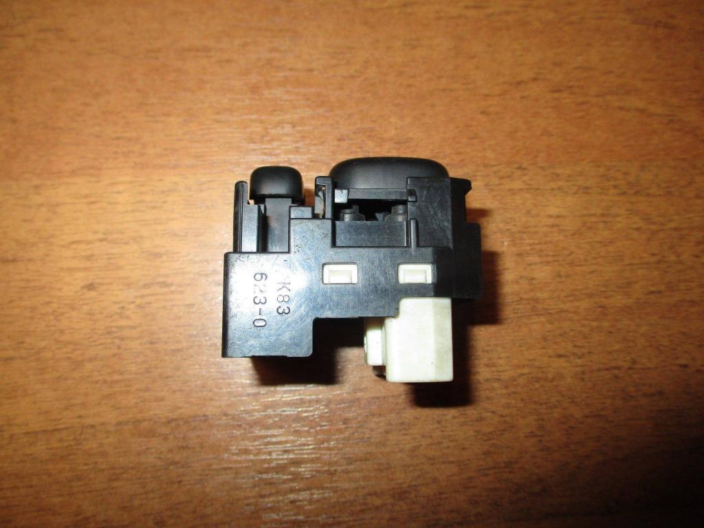 Переключатель регулировки зеркала, 1000 рублей, Пермь