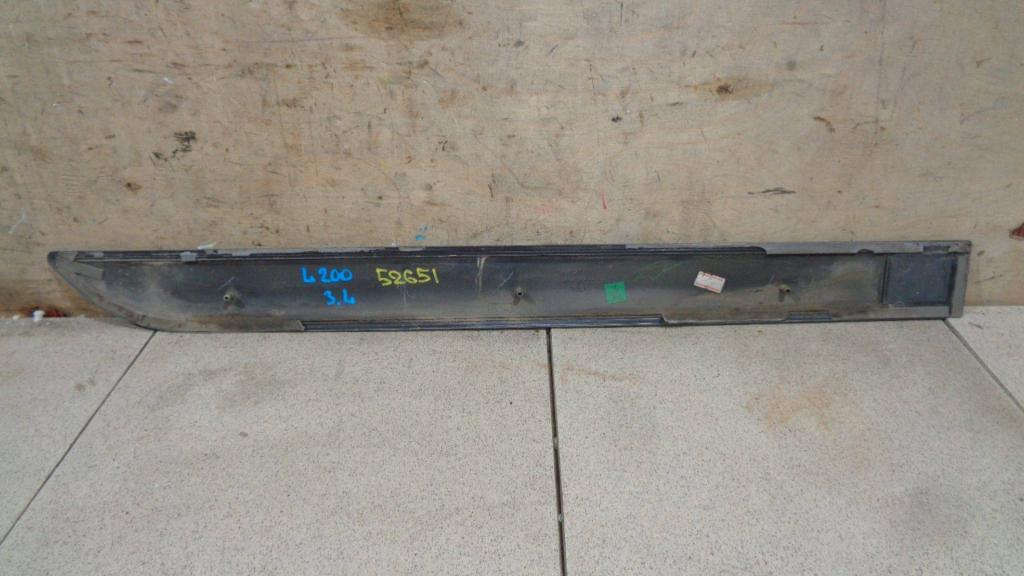 Молдинг задней левой двери, 1000 рублей, Пермь