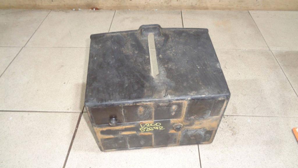 Крепление АКБ, 500 рублей, Пермь