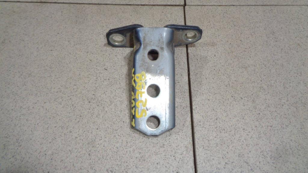 Петля двери задней правой нижняя, 1000 рублей, Пермь