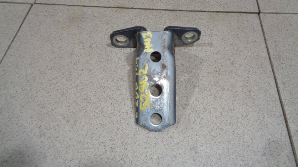 Петля двери передней правой нижняя, 1000 рублей, Пермь