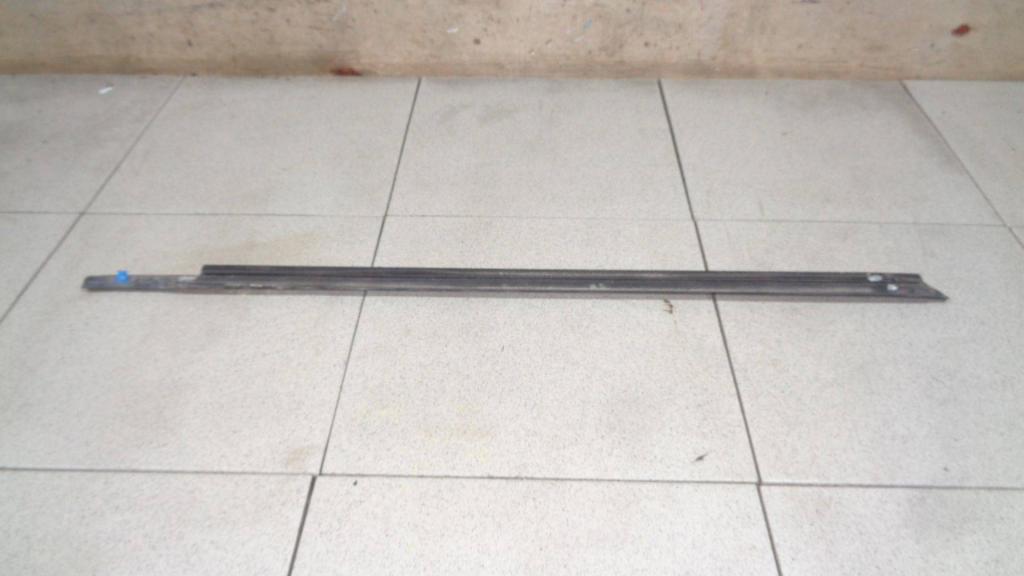 Накладка стекла заднего левого, 500 рублей, Пермь