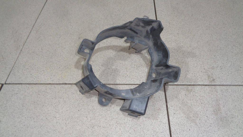 Кронштейн фары противотуманной левой, 2000 рублей, Пермь