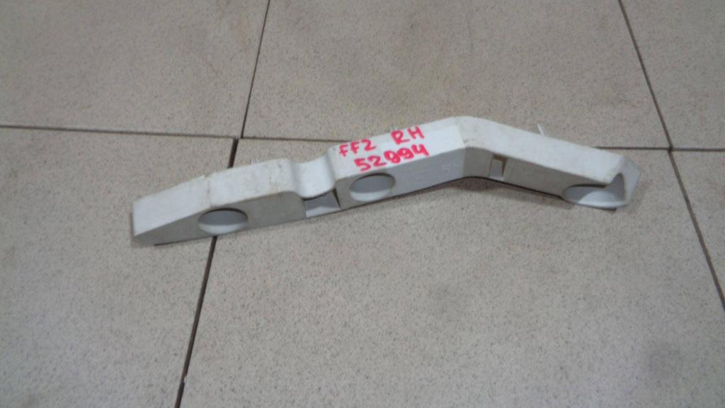 Кронштейн переднего бампера правый, 500 рублей, Пермь