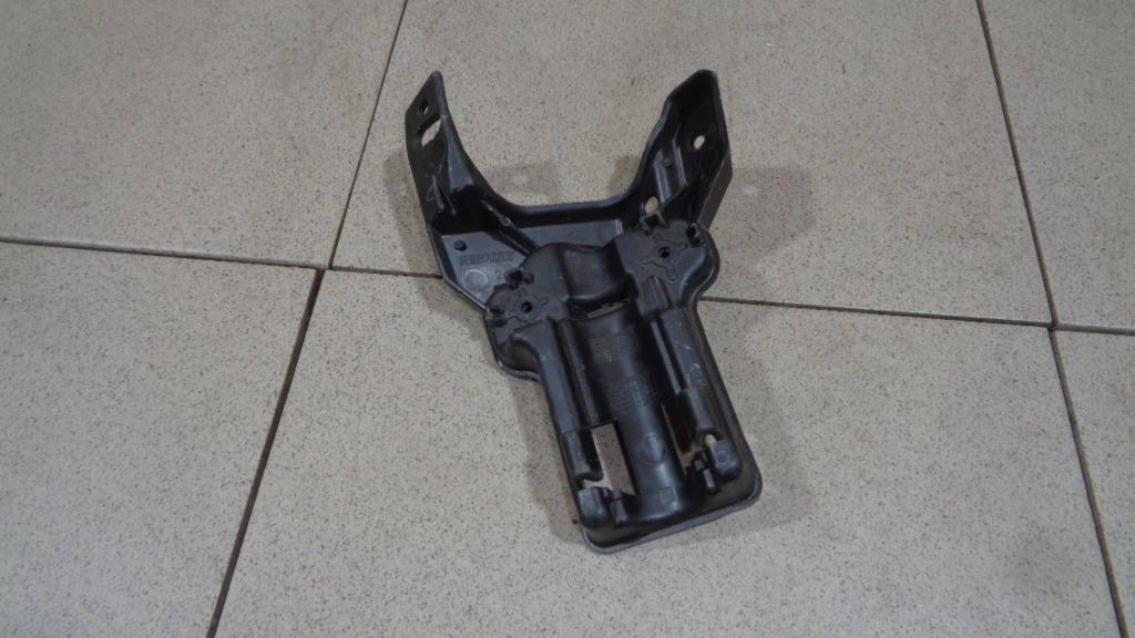 Кронштейн форсунки омывателя фары, 500 рублей, Пермь