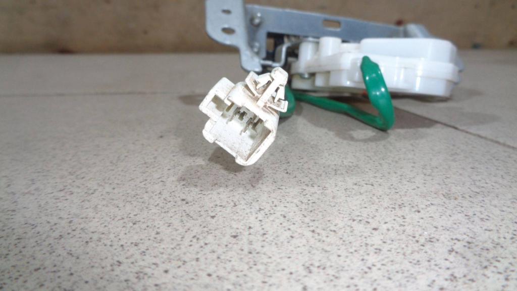 Замок стекла багажника, 2000 рублей, Пермь