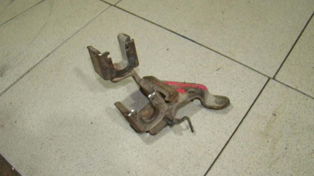 Кронштейн крепления троса КПП, 1000 рублей, Пермь