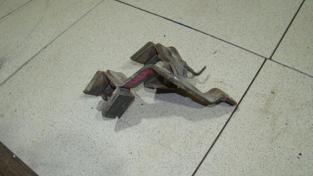 Кронштейн крепления троса КПП, 1000 рублей, Пермь