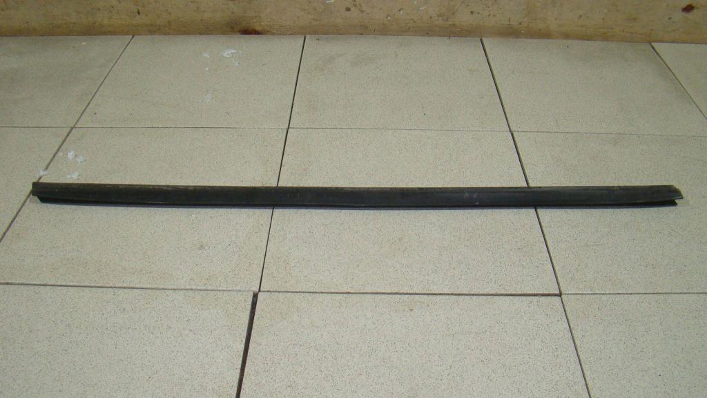 Накладка стекла переднего правого, 800 рублей, Пермь