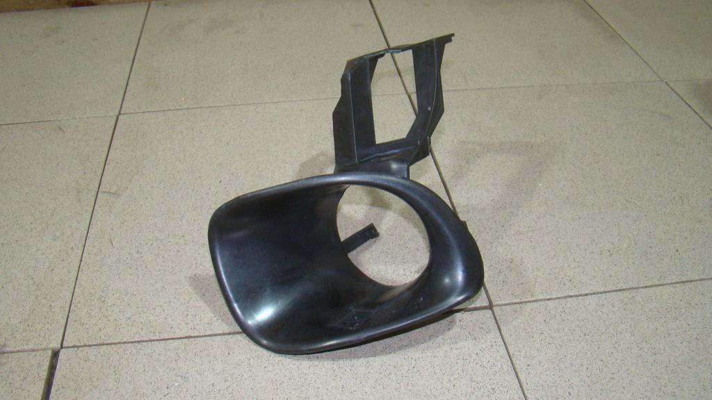 Рамка противотуманой фары правой, 1200 рублей, Пермь