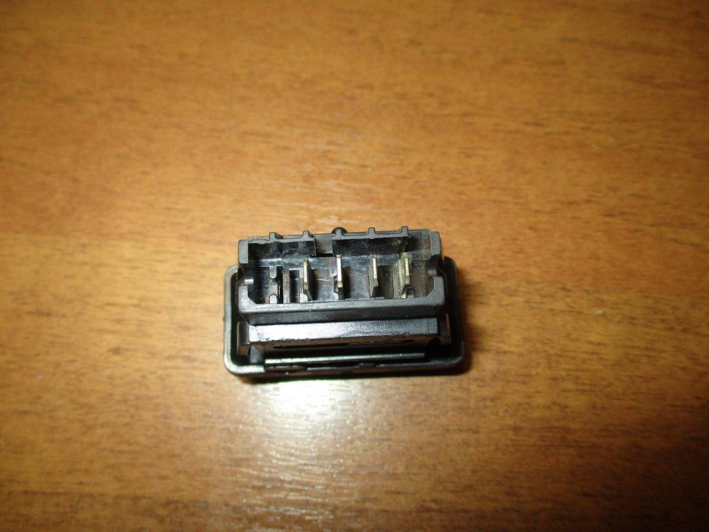 Кнопка обогрева заднего стекла, 500 рублей, Пермь