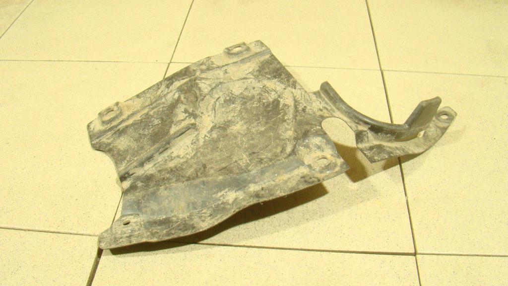 Пыльник двигателя боковой левый, 500 рублей, Пермь