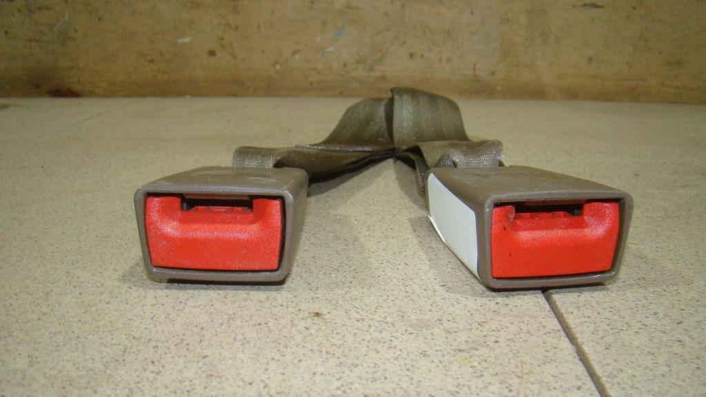 Ответная часть ремня безопасности, 500 рублей, Пермь