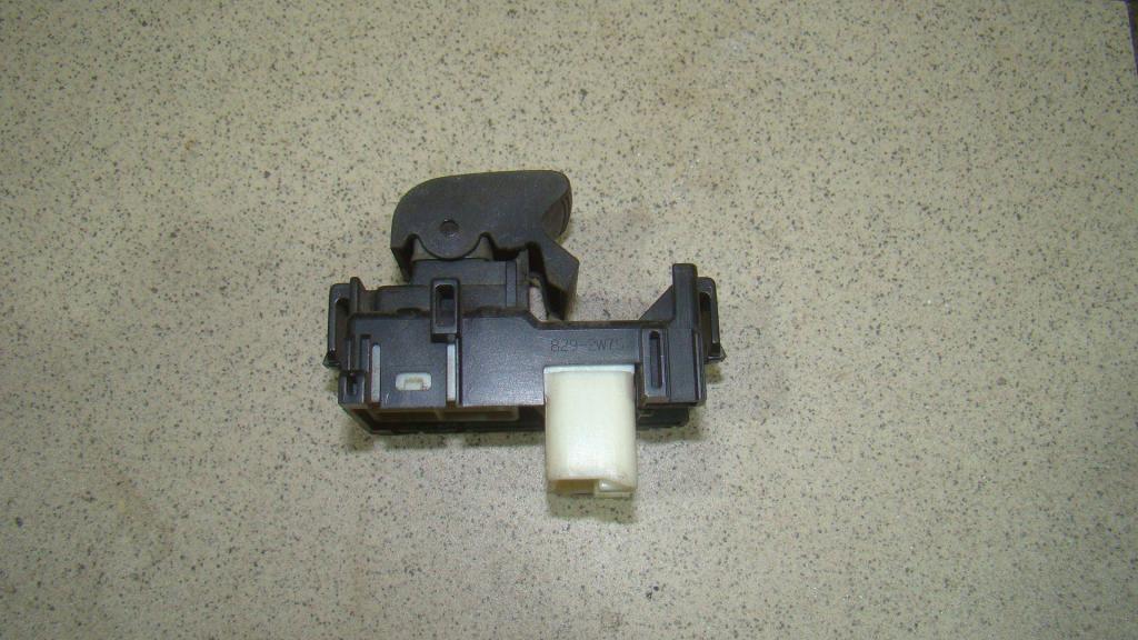 Кнопка стеклоподъемника, 500 рублей, Пермь