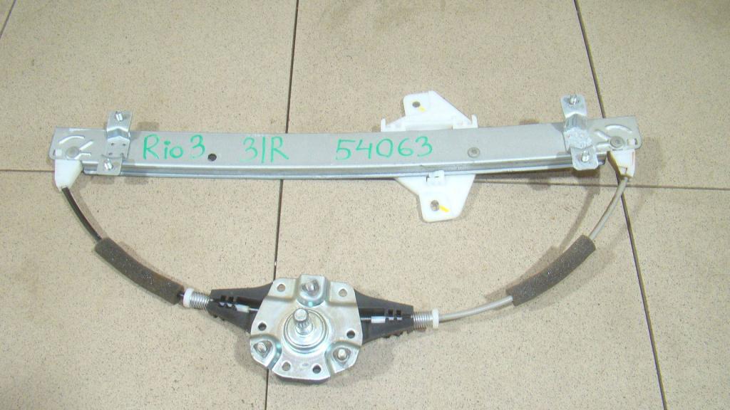 Стеклоподъемник механический задний правый, 550 рублей, Пермь