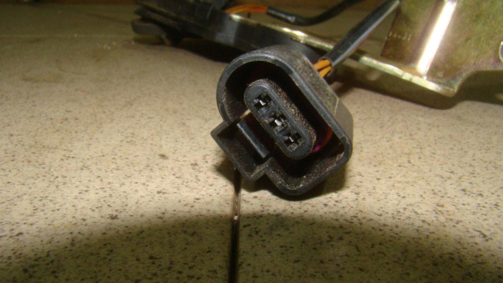 Вставка замка багажника, 1000 рублей, Пермь