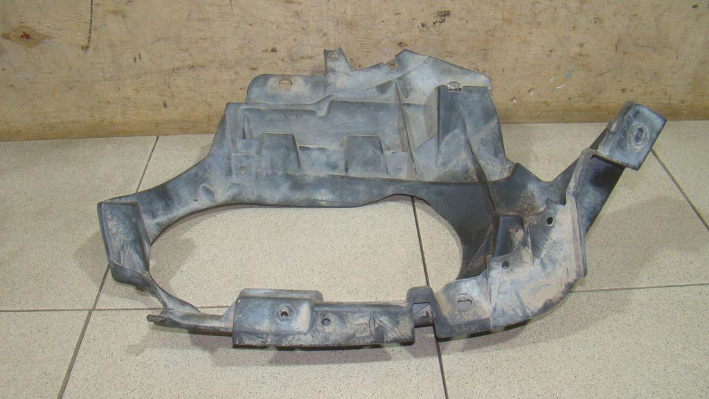 Кронштейн фары противотуманной правой, 700 рублей, Пермь