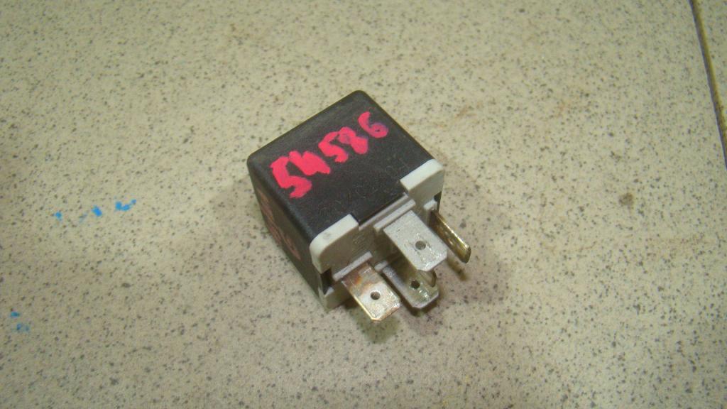 Реле топливного насоса, 500 рублей, Пермь