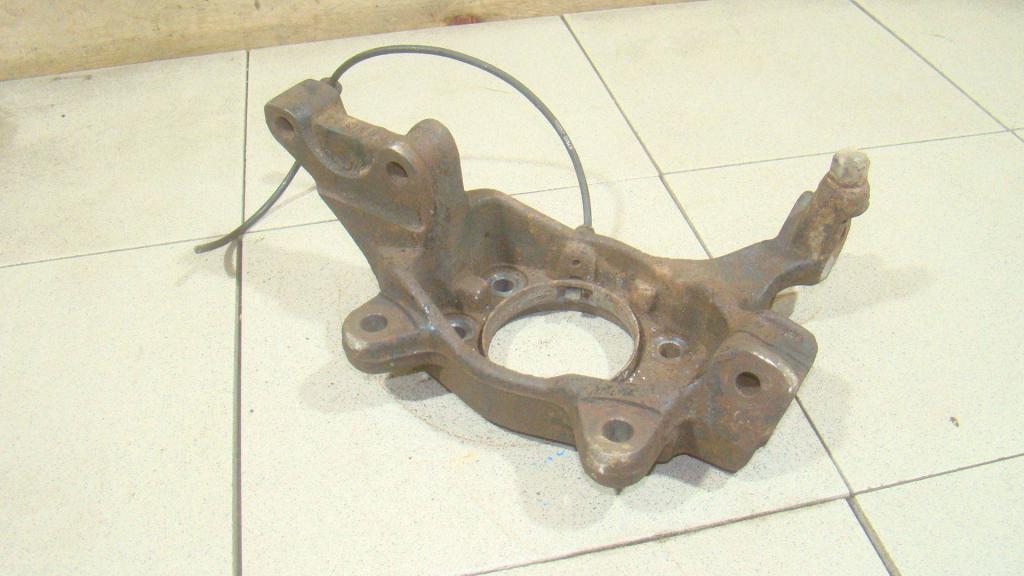 Кулак поворотный передний правый, 2000 рублей, Пермь