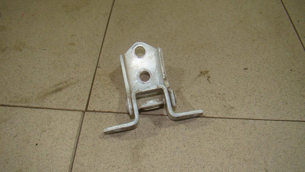 Петля двери передней, 500 рублей, Пермь