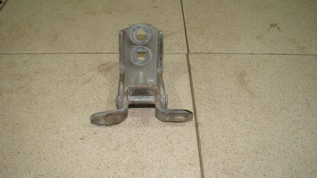 Петля двери передней, 500 рублей, Пермь