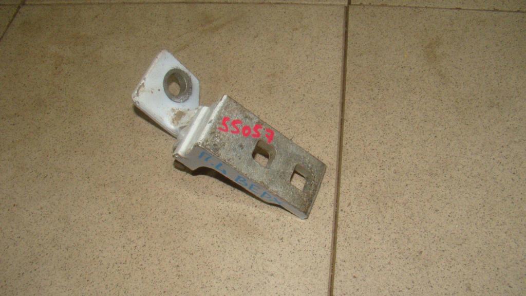 Петля двери передней левой верхняя, 500 рублей, Пермь