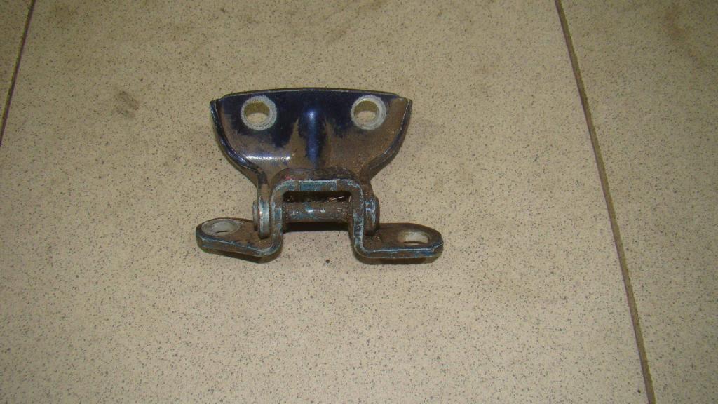 Петля двери задней правой верхняя, 500 рублей, Пермь