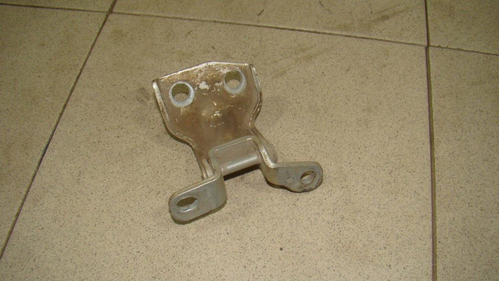 Петля двери задней правой нижняя, 500 рублей, Пермь