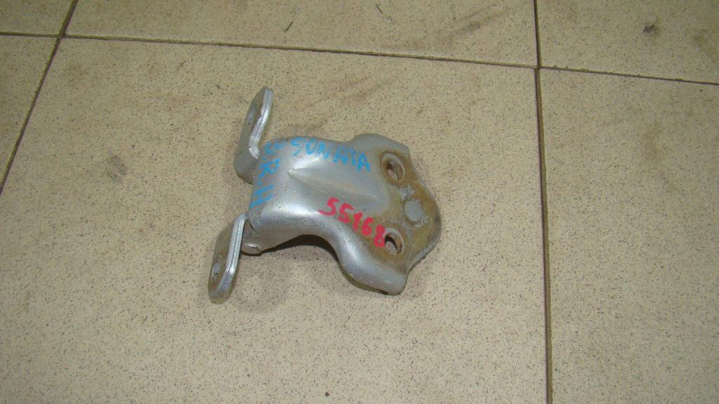 Петля двери задней правой нижняя, 500 рублей, Пермь