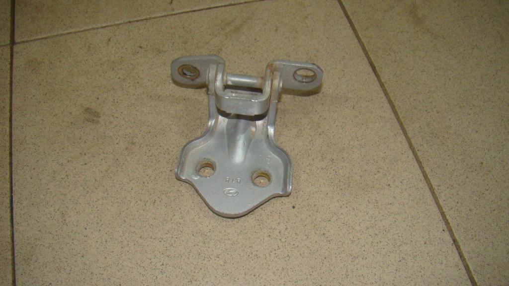 Петля двери задней правой нижняя, 500 рублей, Пермь