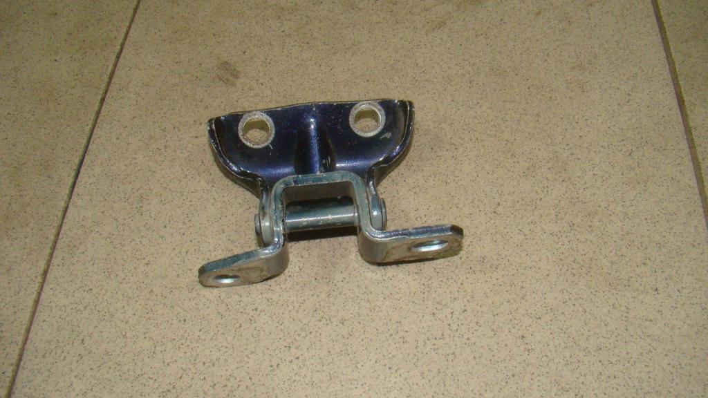 Петля двери задней правой верхняя, 500 рублей, Пермь