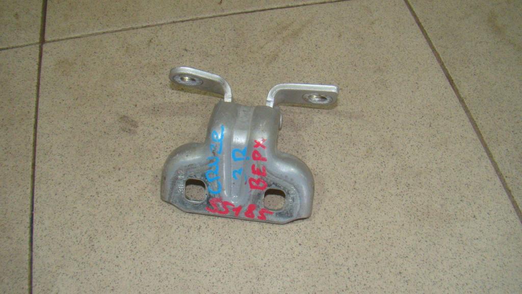 Петля двери задней правой верхняя, 500 рублей, Пермь