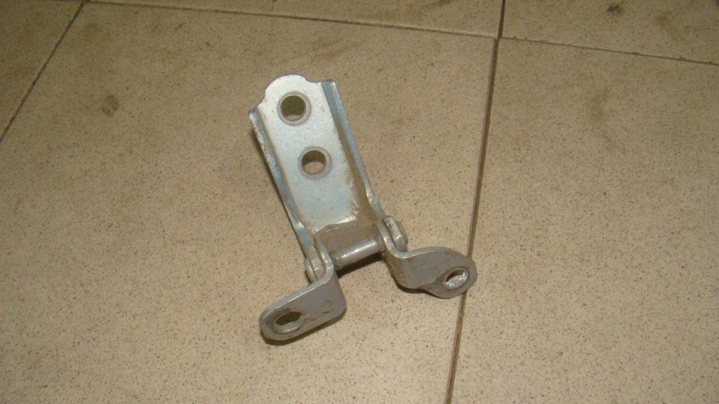 Петля двери задней правой нижняя, 500 рублей, Пермь