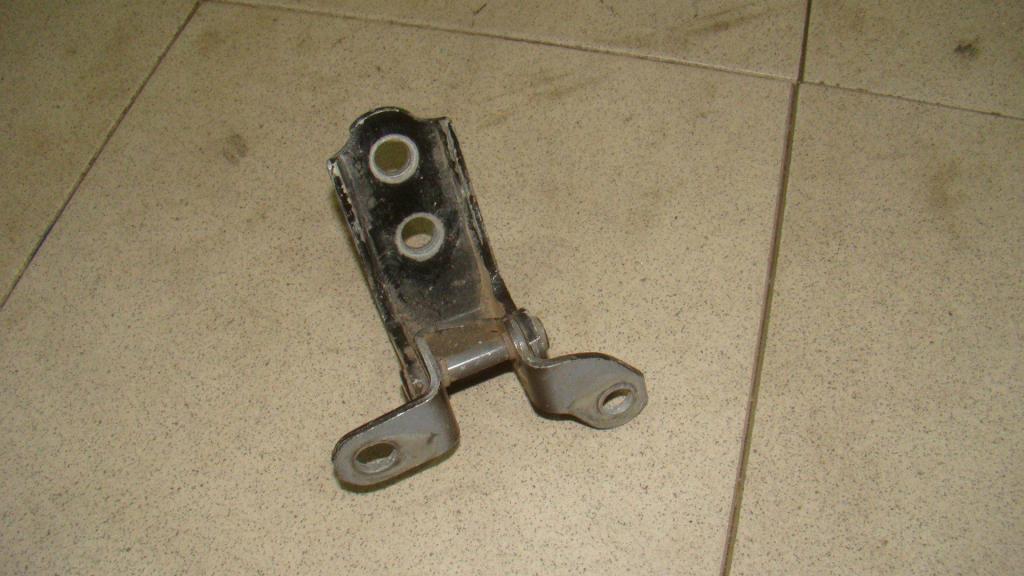 Петля двери задней правой нижняя, 500 рублей, Пермь