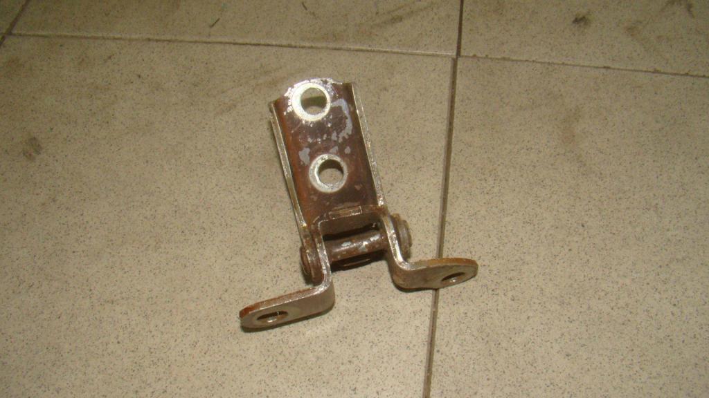 Петля двери задней правой нижняя, 550 рублей, Пермь