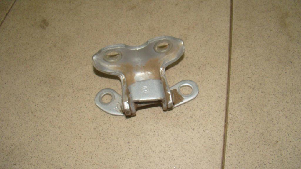 Петля двери задней правой верхняя, 500 рублей, Пермь