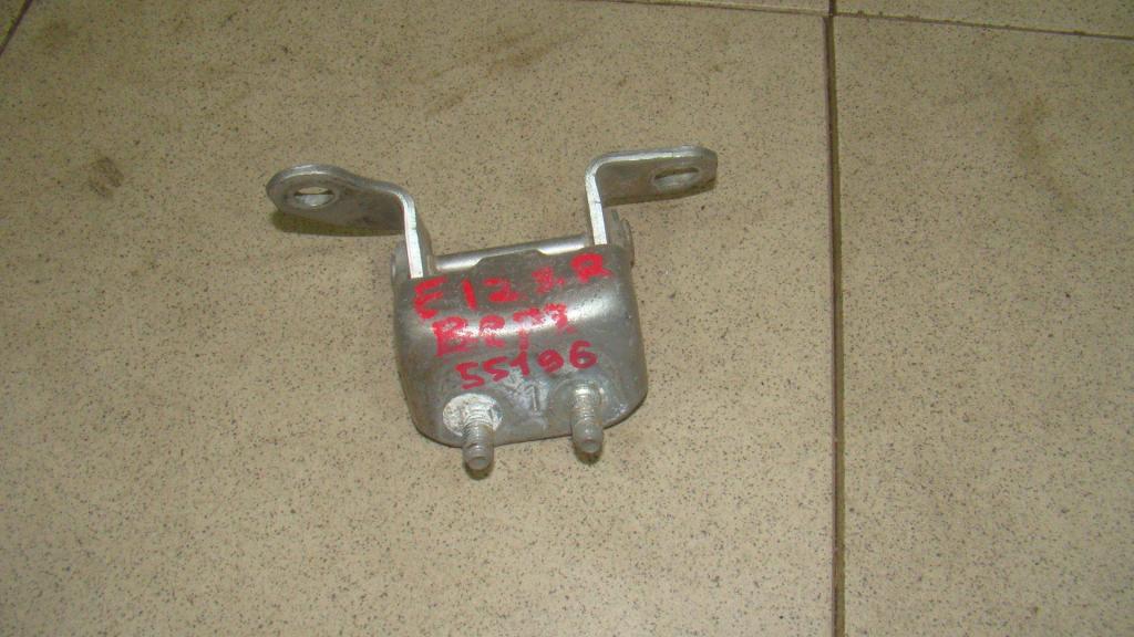 Петля двери задней правой верхняя, 550 рублей, Пермь