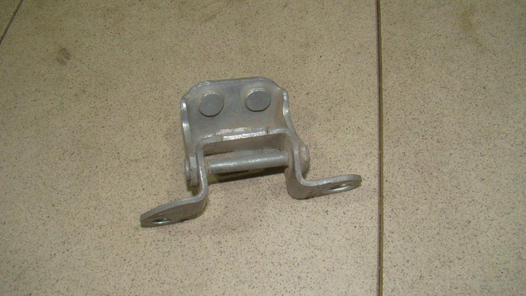 Петля двери задней правой верхняя, 550 рублей, Пермь