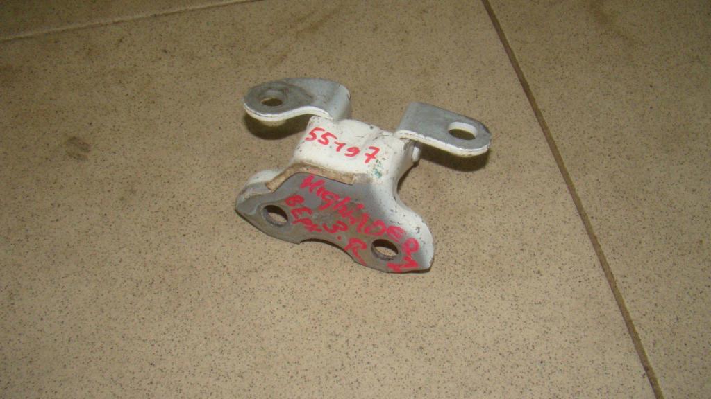 Петля двери задней правой верхняя, 1000 рублей, Пермь