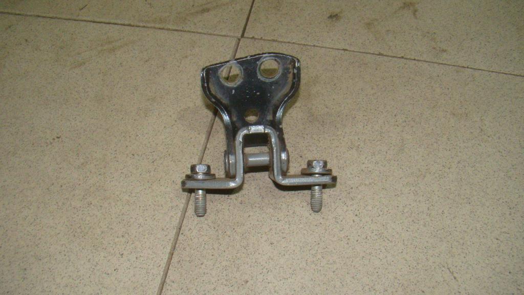 Петля двери задней правой верхняя, 500 рублей, Пермь